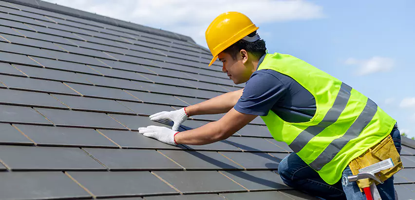 Professional Hail Damage Roof Repair Services in Gurnee, IL