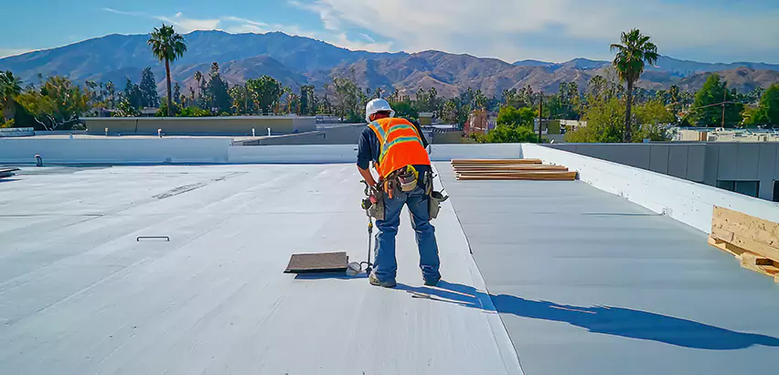 Professional Roof Coating Services in Gurnee, IL