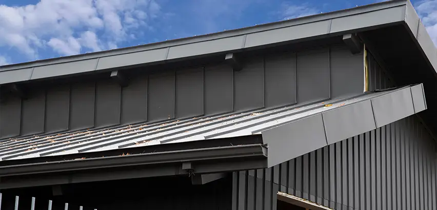 Professional Roof Eaves Installation Services in Gurnee, IL