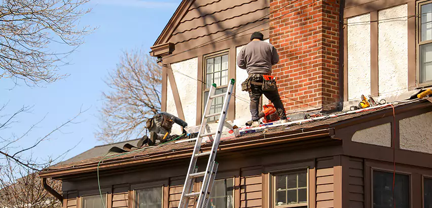 Roof Siding Trim Repair in Gurnee