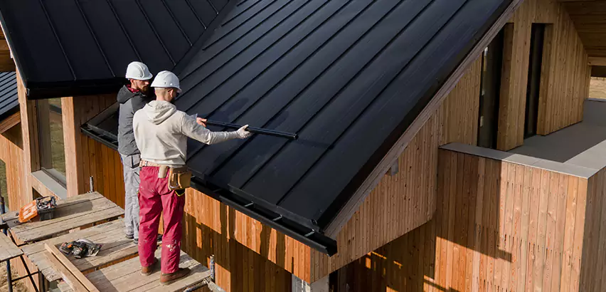 Metal Barn Roof Repair in Gurnee