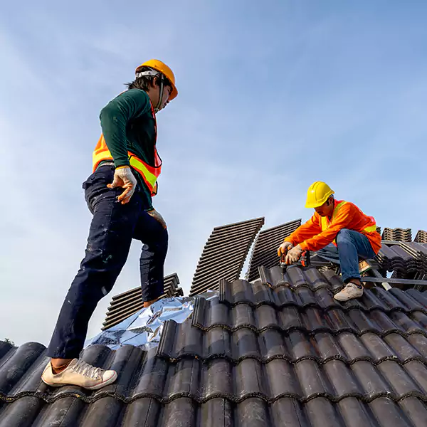 Why Gurnee, IL Property Owners Trust Gurnee Roofing Pro for Emergency Roof Repair?