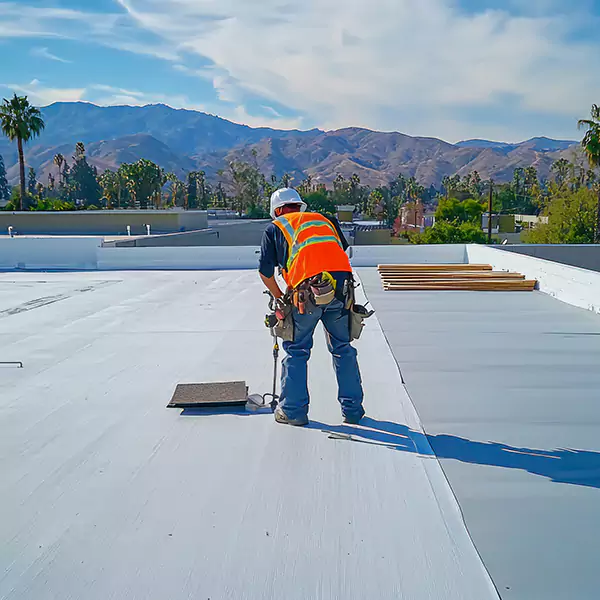 Why Gurnee Property Owners Trust Gurnee Roofing Pro for Flat Roofing?