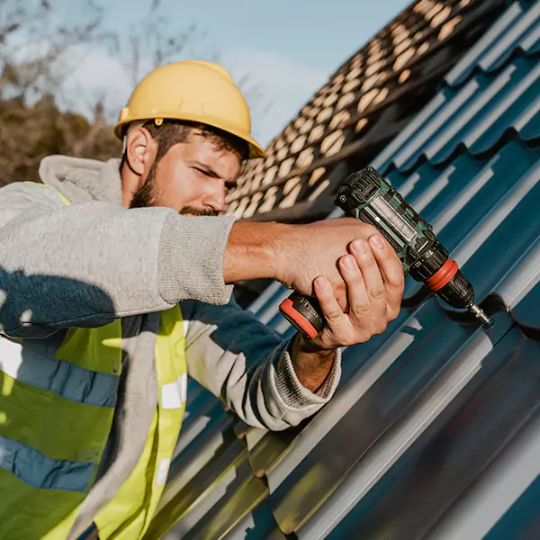 Why Gurnee Property Owners Choose Gurnee Roofing Pro for Metal Roof Replacement?