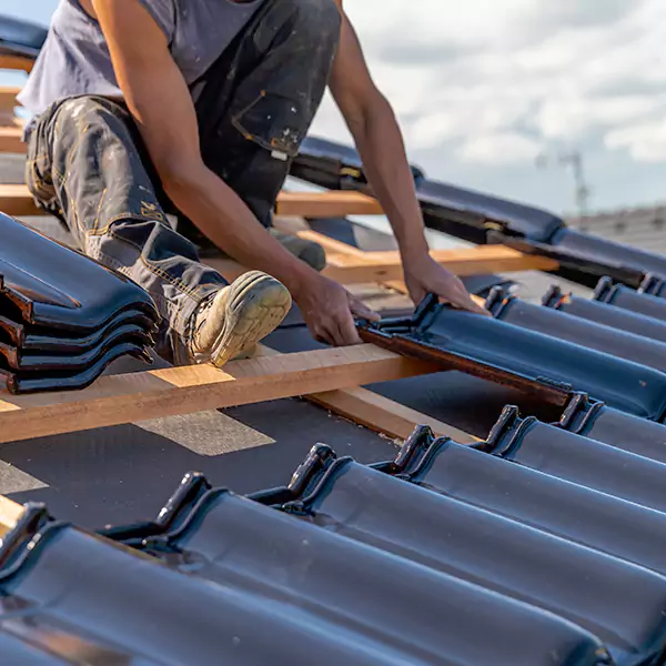 Why Gurnee Homeowners Choose Gurnee Roofing Pro for Roof and Gutter Repair?